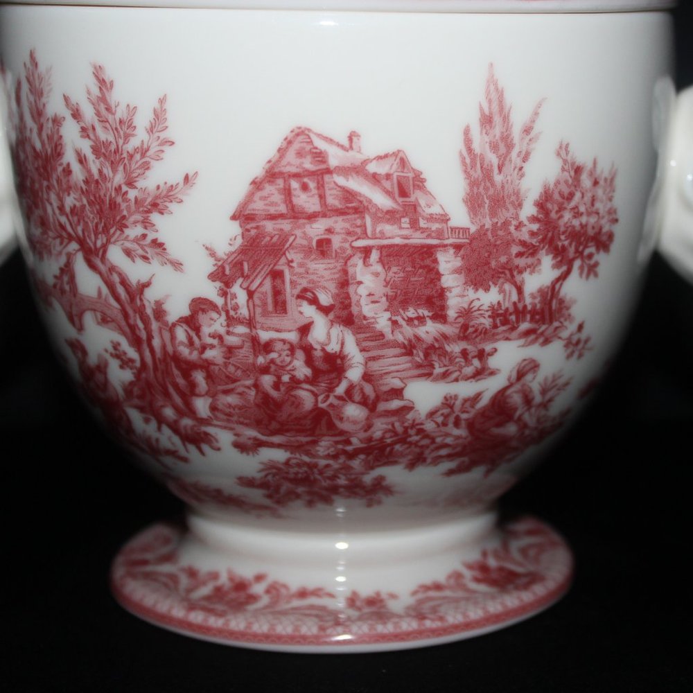 Florence Vase By Skye McGhie | Vintage Lidded & Footed Urn with Handles - Picture 5 of 10